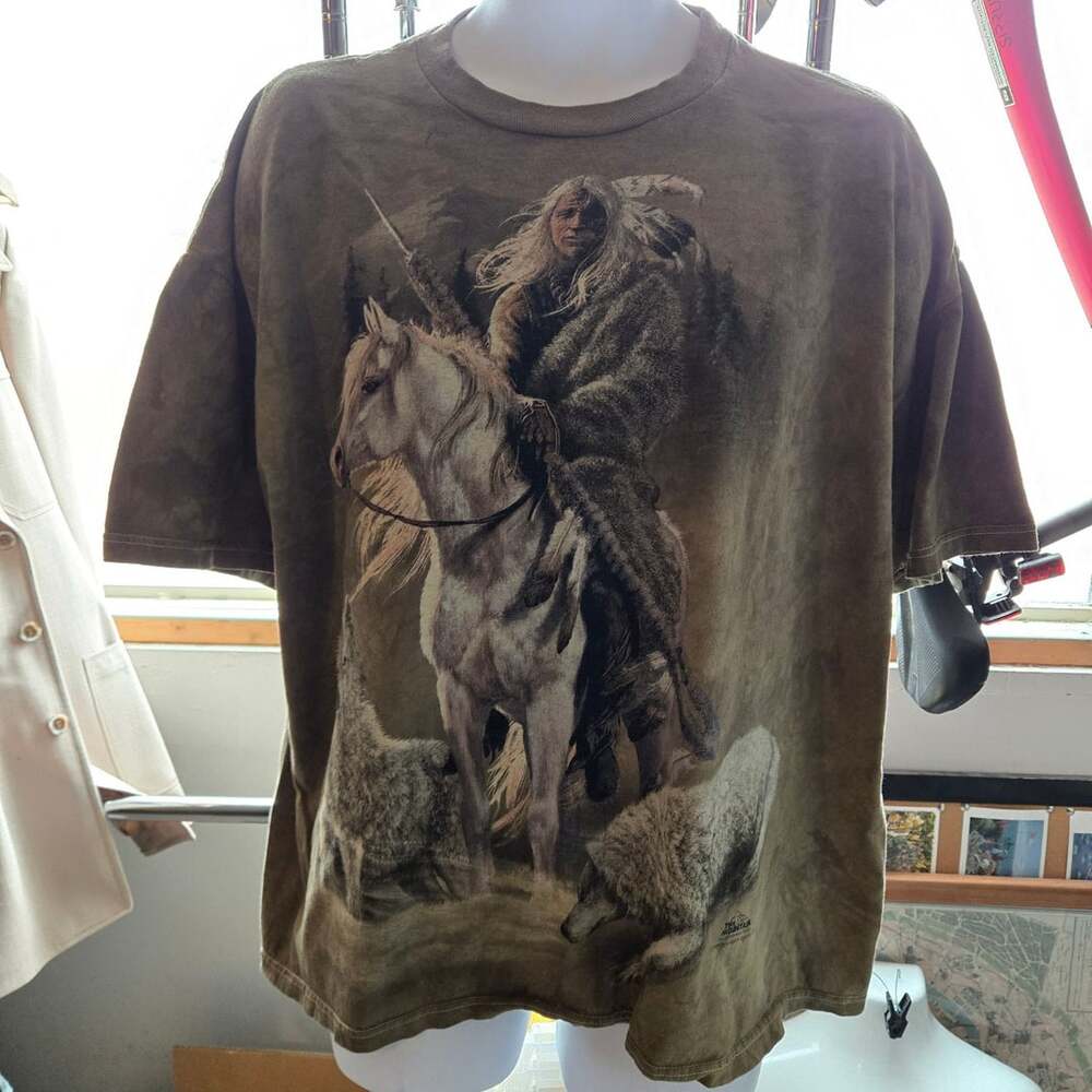 The Mountain Native American & Wolf Graphic T-Shirt Brown